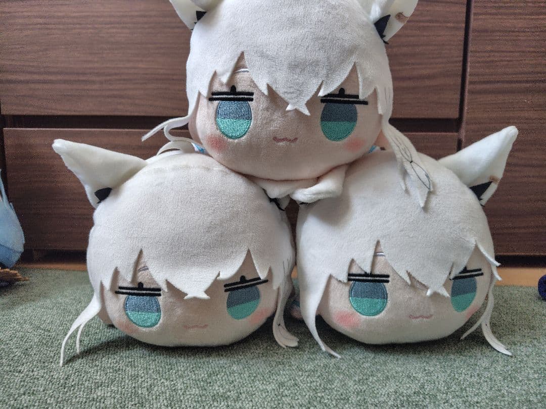 ホロライブ　寝そべりぬいぐるみ　まとめ売り