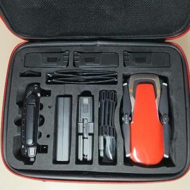 ドローン DJI MAVIC AIR （赤） 専用ケース セット - メルカリ