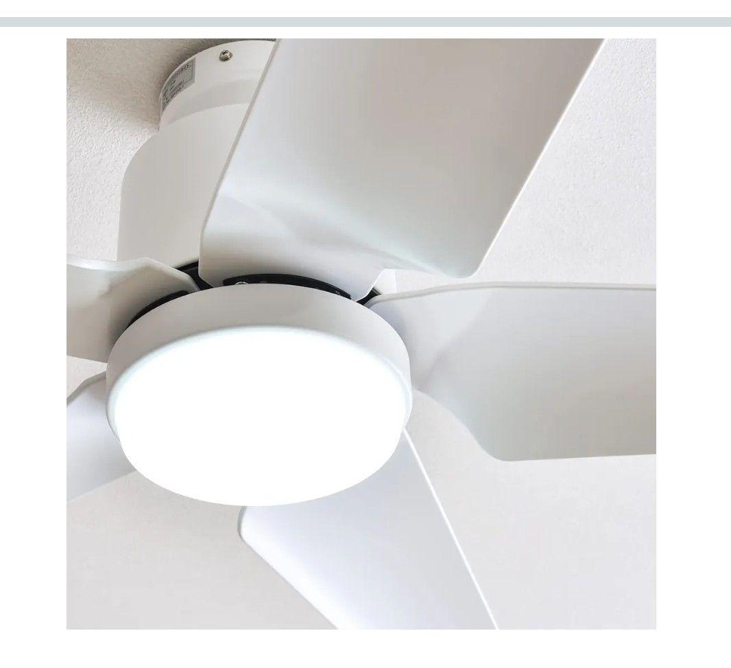 VENTOTAシーリングファンライト ホワイト DCモーター ベントータ 5枚羽