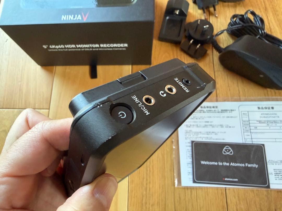 ATOMOS NINJA V タッチスクリーンモニター