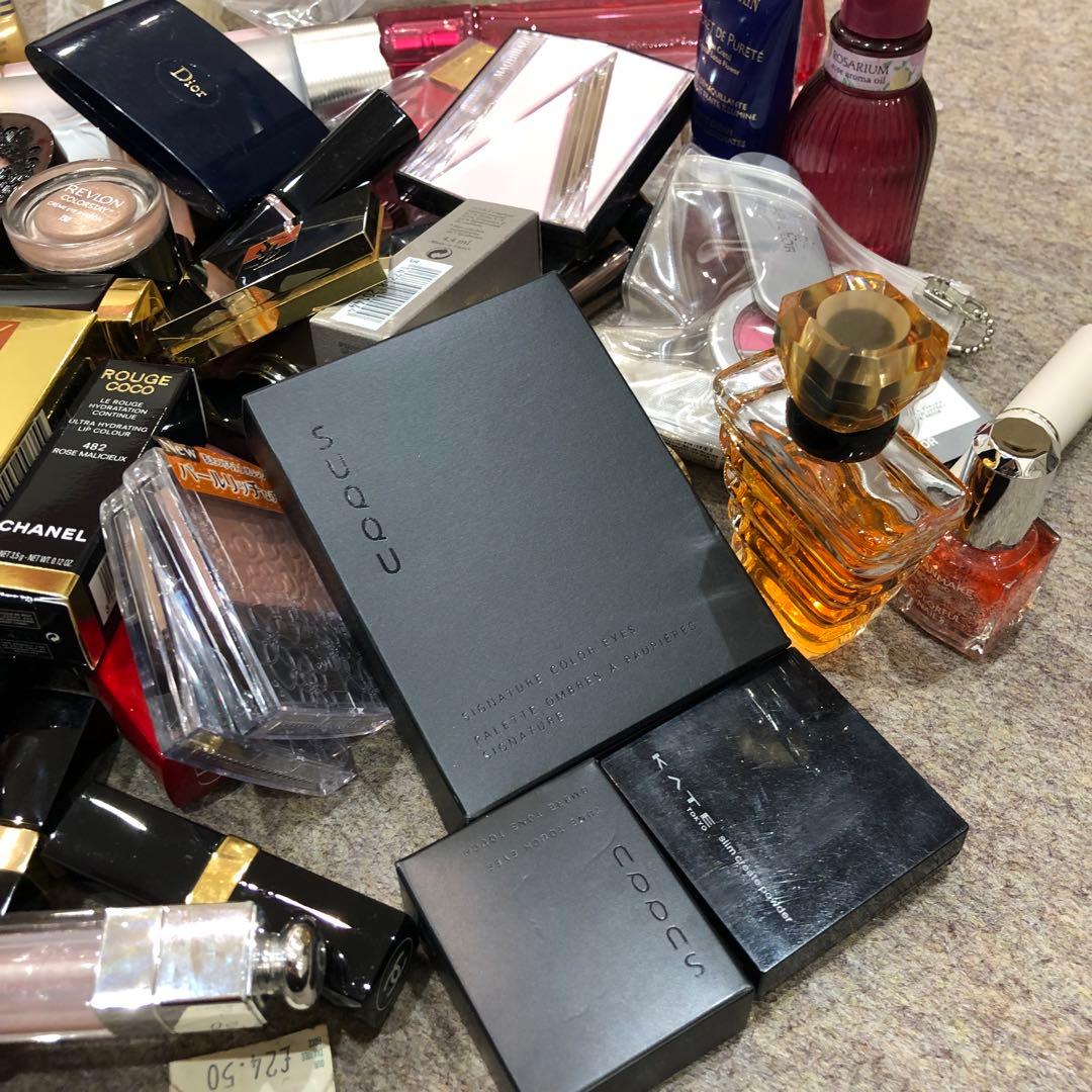 コスメまとめ　約60点　スック　　クレドポーボーテ他