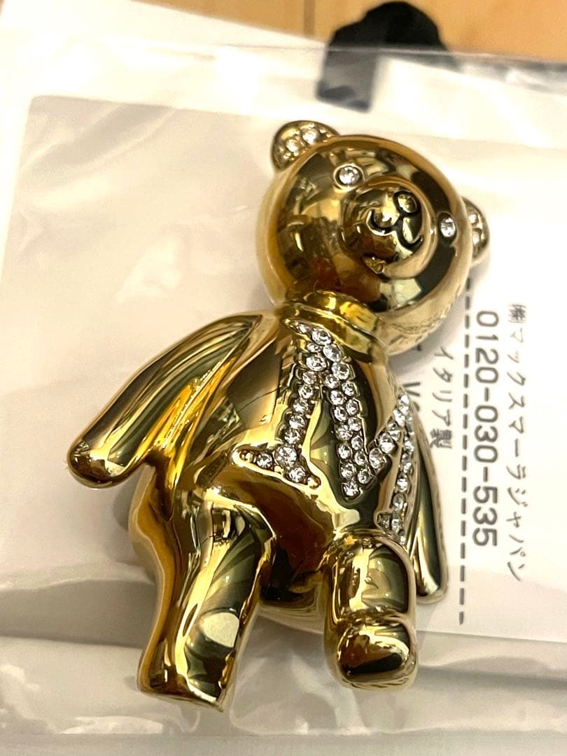 MaxMara SHINYメタルテディブローチ Whiteの通販はau PAY マーケット