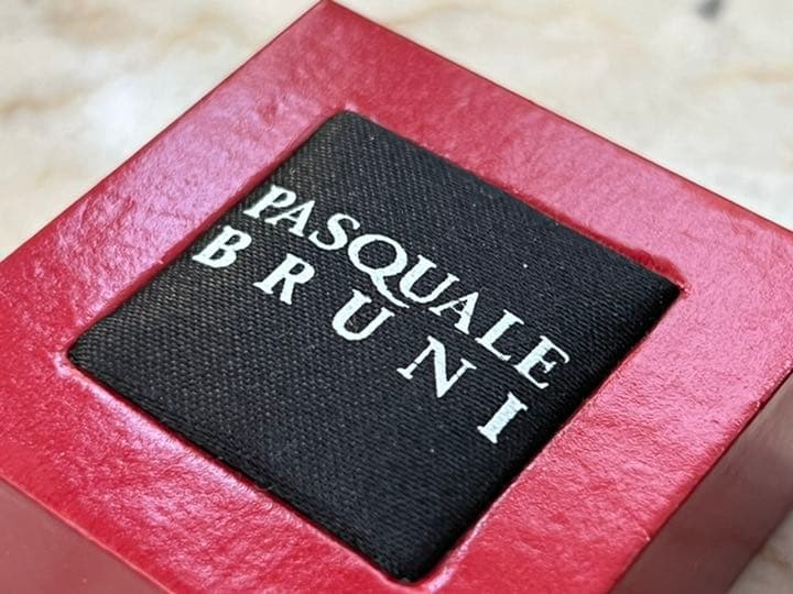 パスクワレブルーニ K18・エナメル ピンブローチ ネクタイピン