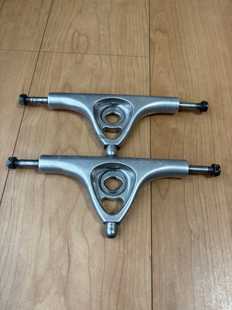 パリス トラック V3 150mm43° RKP インサートブッシュ付