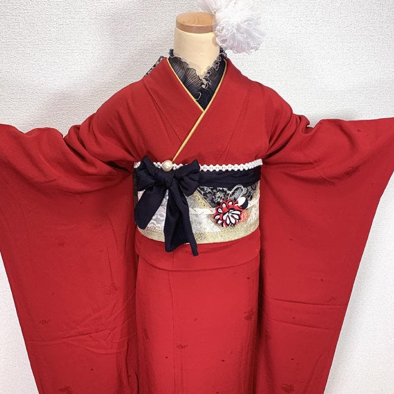 501z27〇山本寛斎 色無地振袖 赤 身幅広め 重ね衿付〇美品