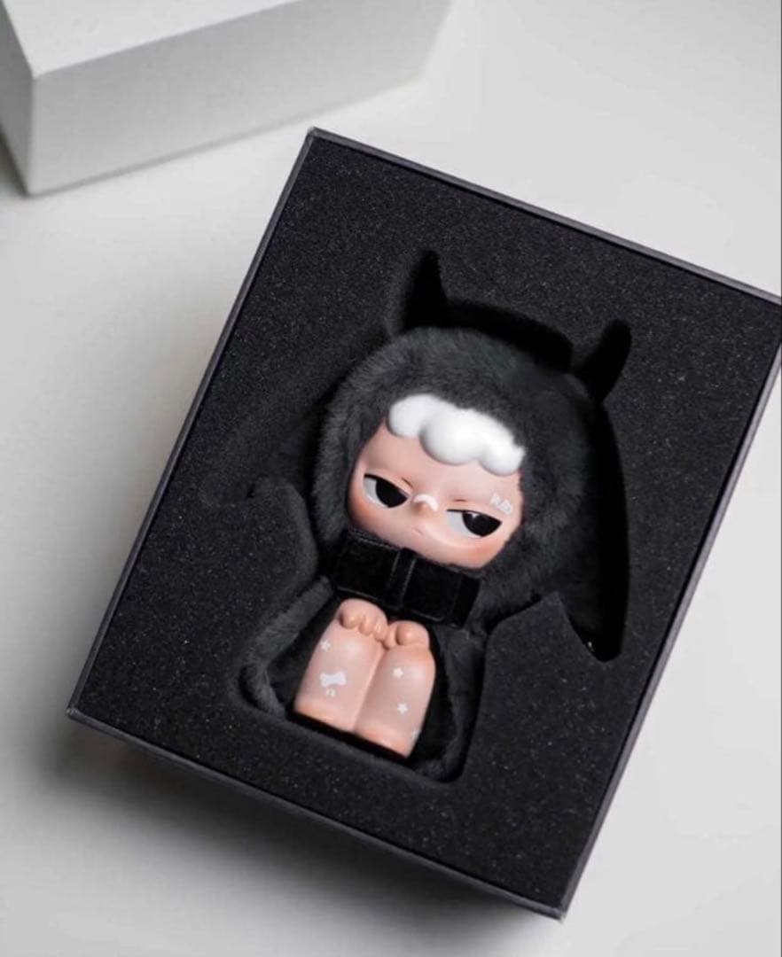 POPMART KUBO Shadow ぬいぐるみペンダント - メルカリ
