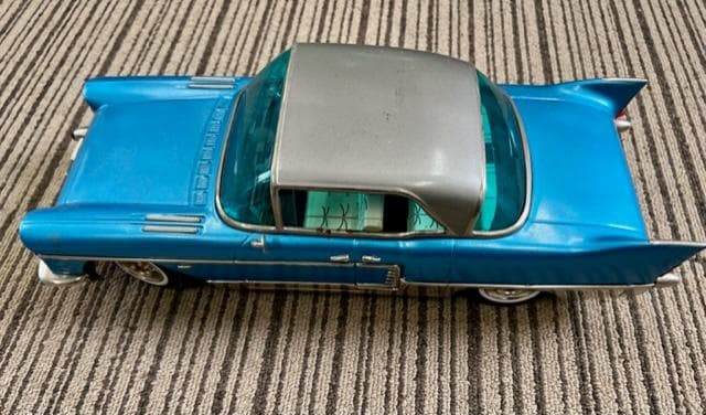 希少　マルサン製　キャデラックエルドラド　ブルー　非売品