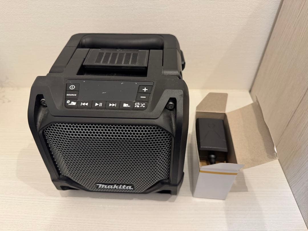 マキタ 充電式スピーカー MR202B - メルカリ