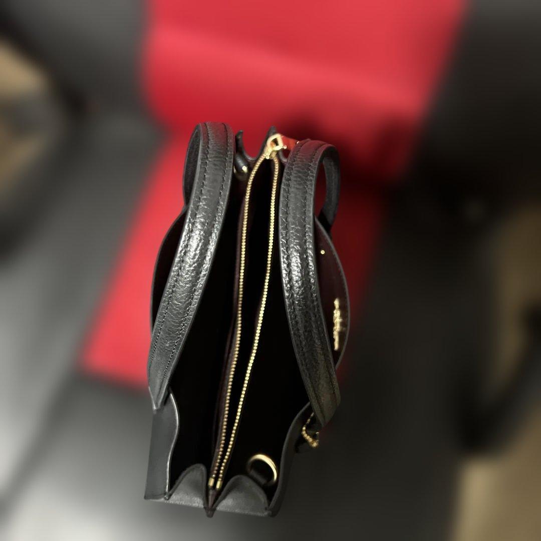 コーチ　レザーハンドバッグ　未使用品