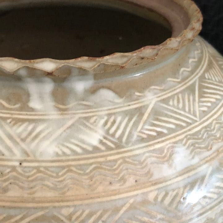 美しい古美術品◼️蔵から出てきた美しい謎の紋様が刻