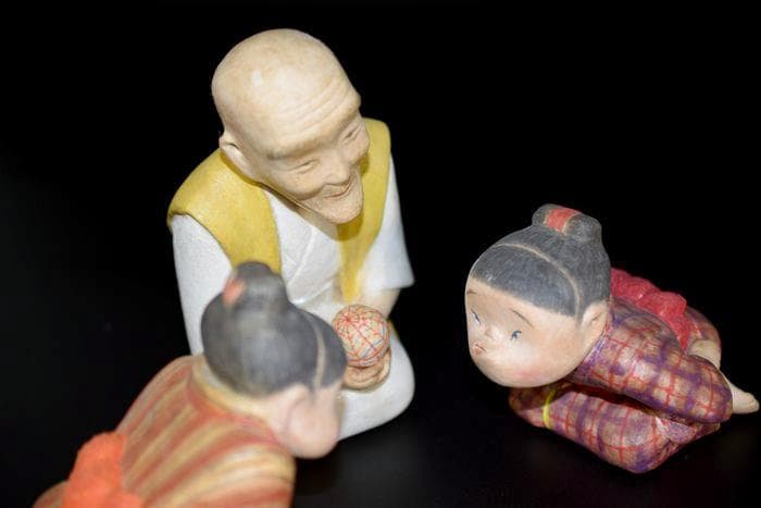 紙塑人形創始者 鶴巻 三郎 作『にらめっこ』日本人形 共箱 真作保証