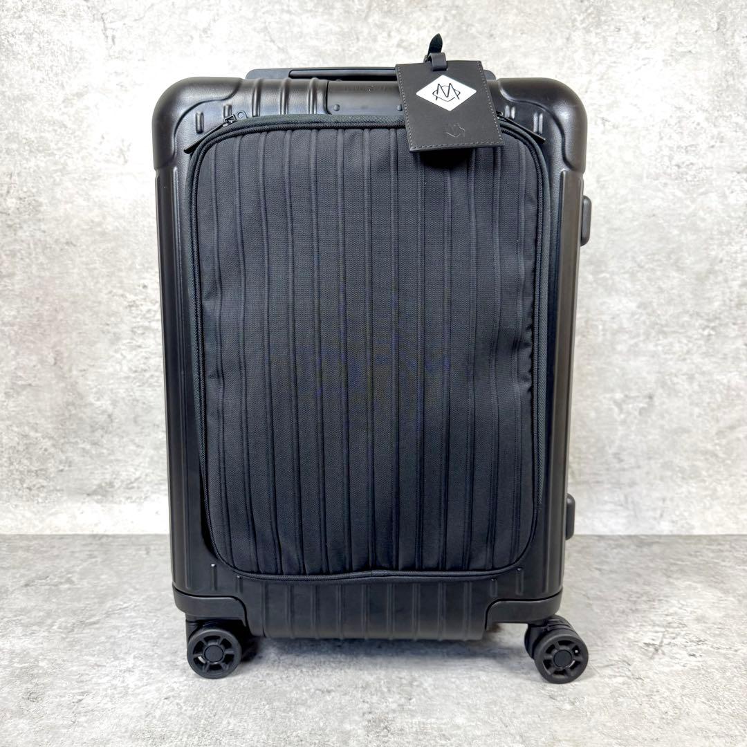 美品 RIMOWAリモワ ESSENTIAL CABIN S マットブラック
