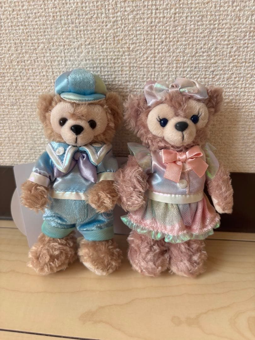 ぬいぐるみバッジ ダッフィー＆フレンズ20周年 カラフルハピネス