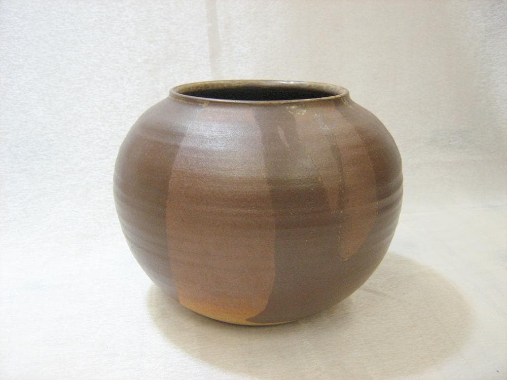 ★石井豊 作★    南総里見八犬伝 里見焼き　花瓶　丸型