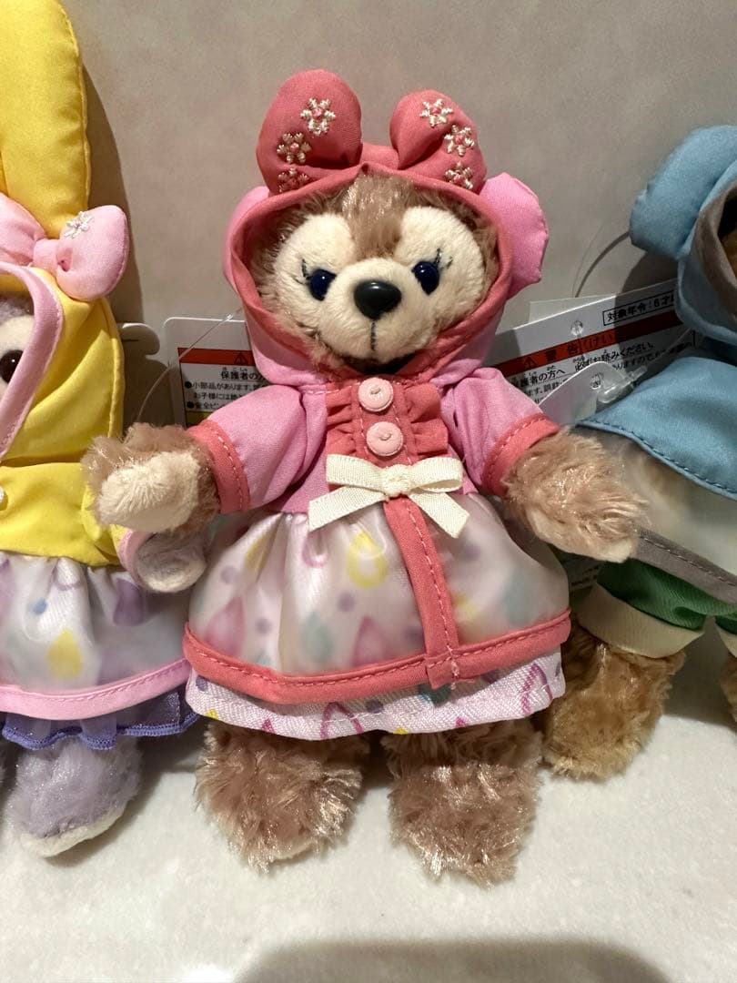 ビューティフルレイニーデイズダッフィー ぬいぐるみバッジシェリー