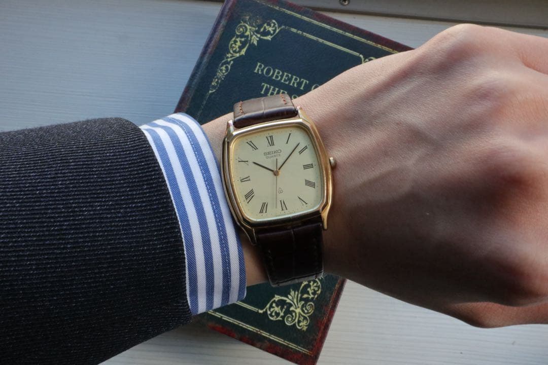 SEIKO シャリオ tank 6030 レクタンギュラー ゴールド 稼動品