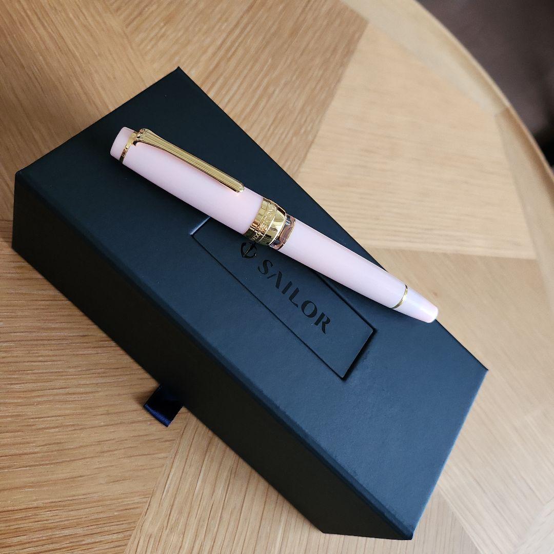 絶版品 入手困難 セーラー万年筆 レアロ 吸入式 EF ゆきのしたで 極細