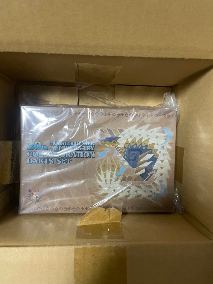 新品未使用】モンスターハンター20周年記念ダーツセット - メルカリ