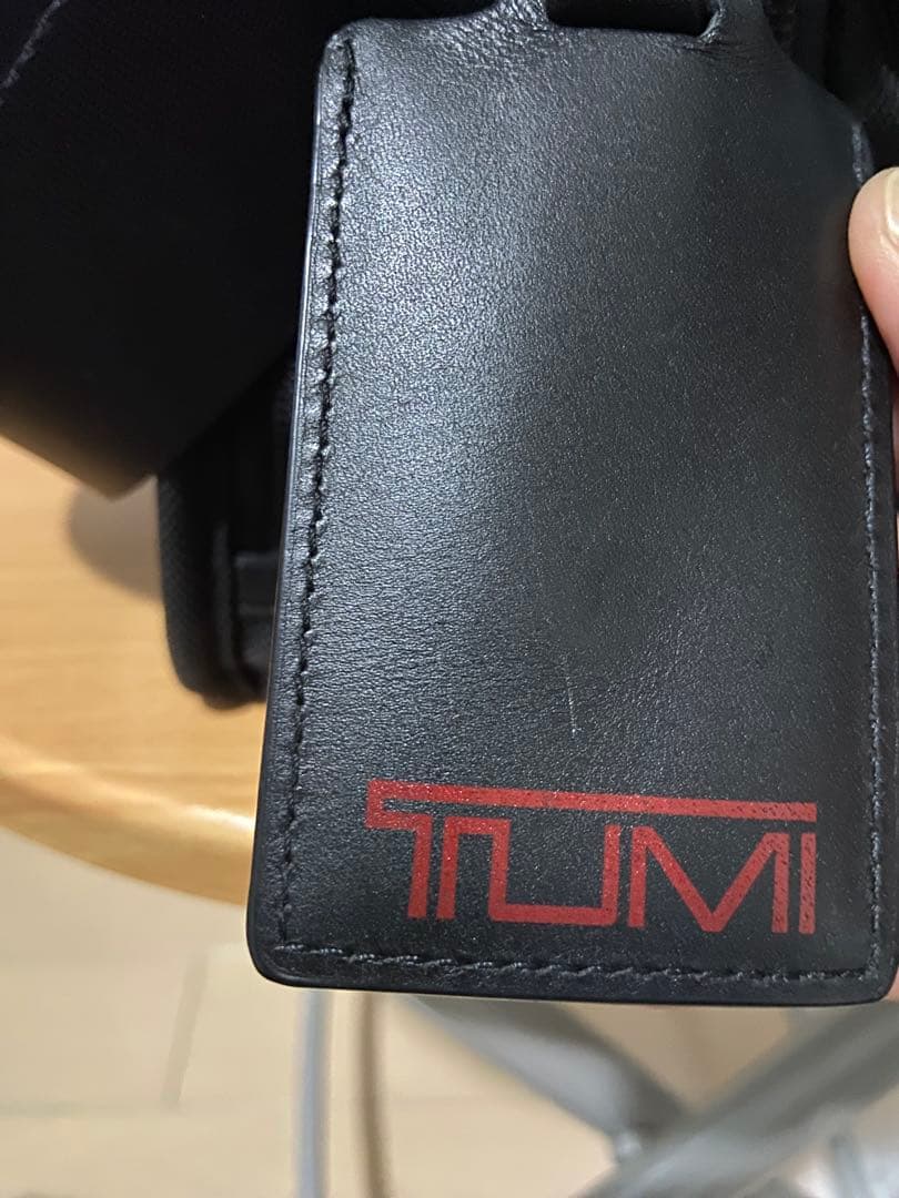 TUMI ブラック ビジネスバッグ エクスパンダブル
