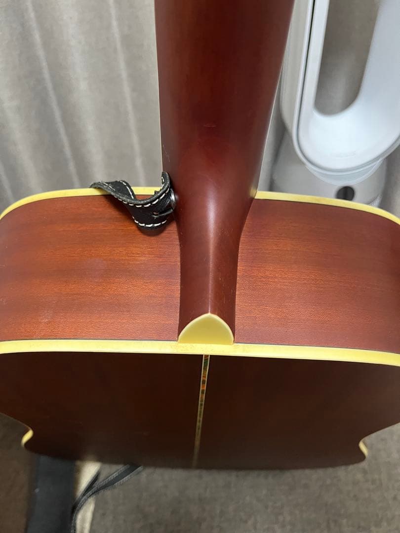 Elioth アコースティックギター