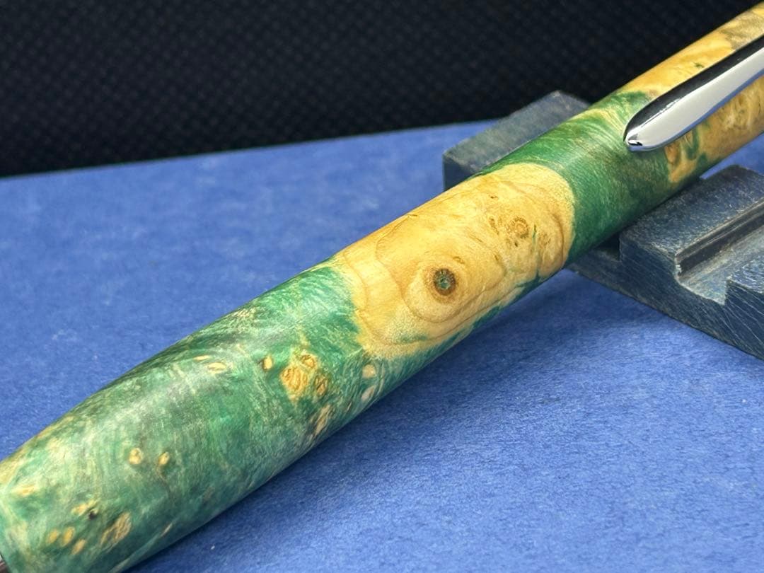 早い者勝ち】メープルスタビライズドウッド ボールペン0.5 金色金具