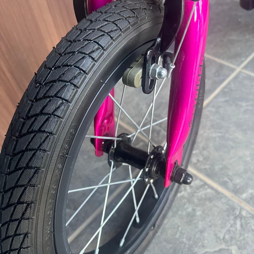 【極美品】STRIDER ストライダー　14X バランスバイク　ピンク