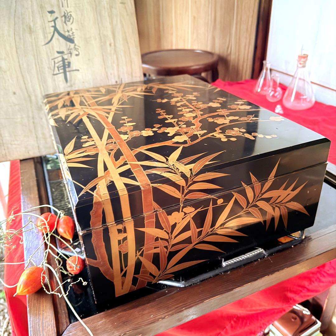 新春特別価格 ‼️JAPAN蒔絵天然木本漆 竹梅蒔絵　文箱料紙箱桐箱黄布付1客