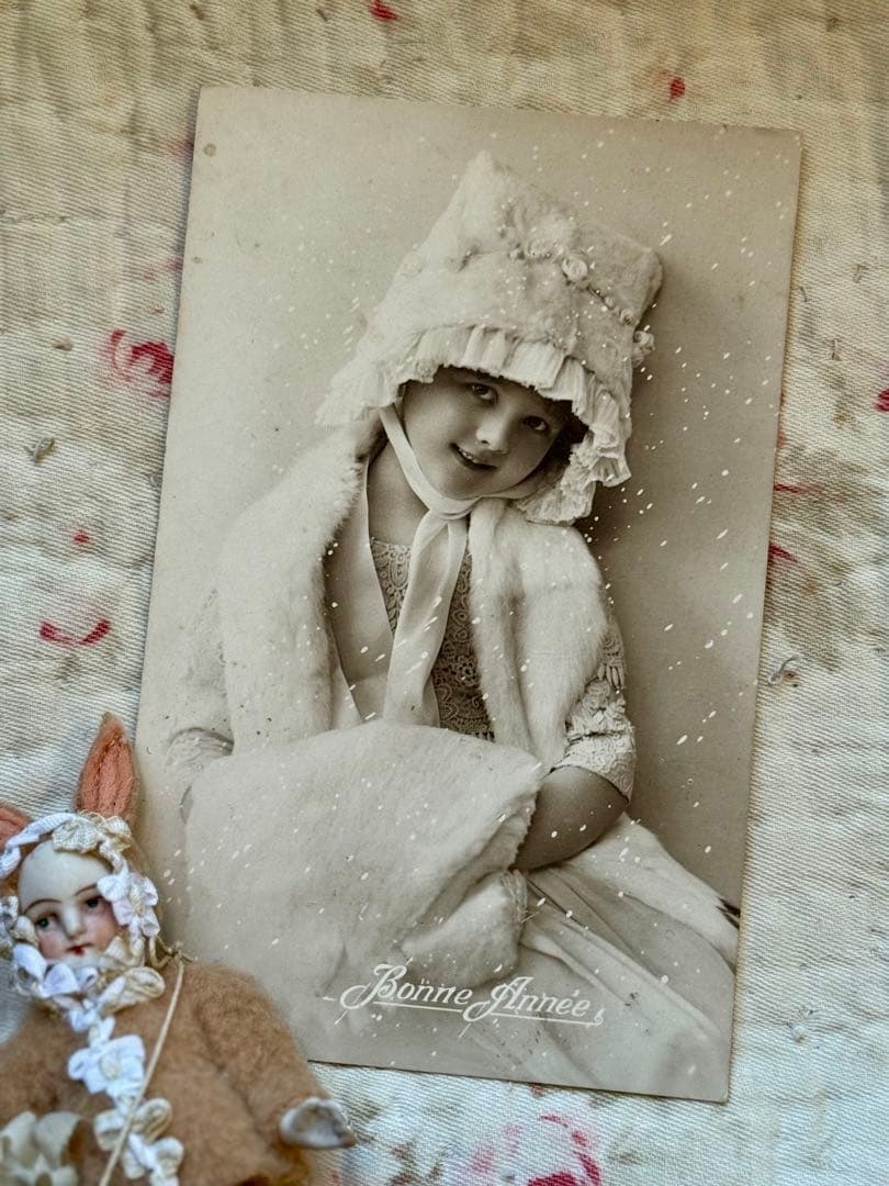 フランス　アンティーク　ポストカード　＊可愛い少女＊　白いドレスの女の子