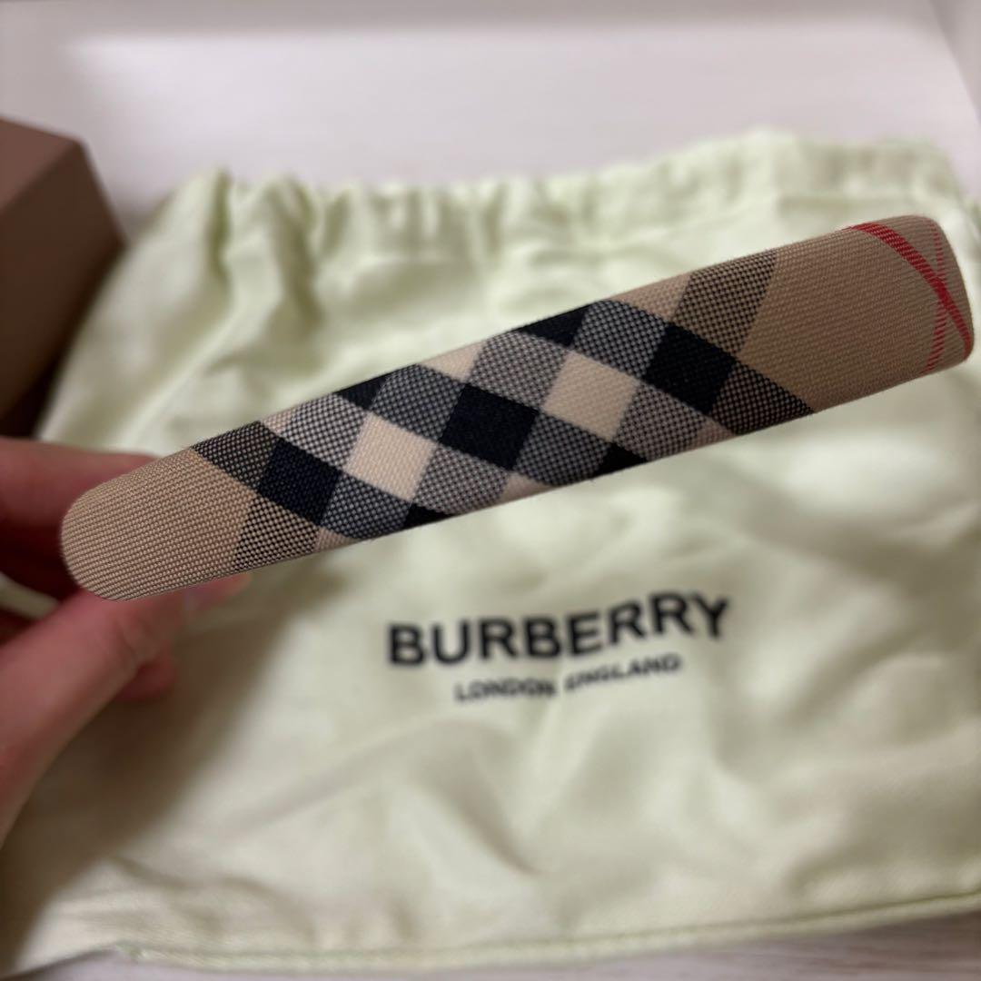 BURBERRY チェック柄 カチューシャ
