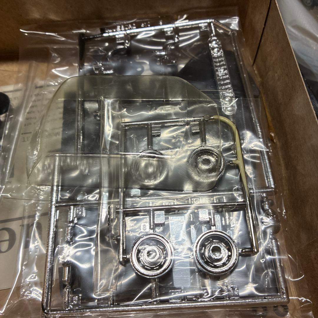 DATSUN Bluebird 1300 Deluxe 1/24絶版