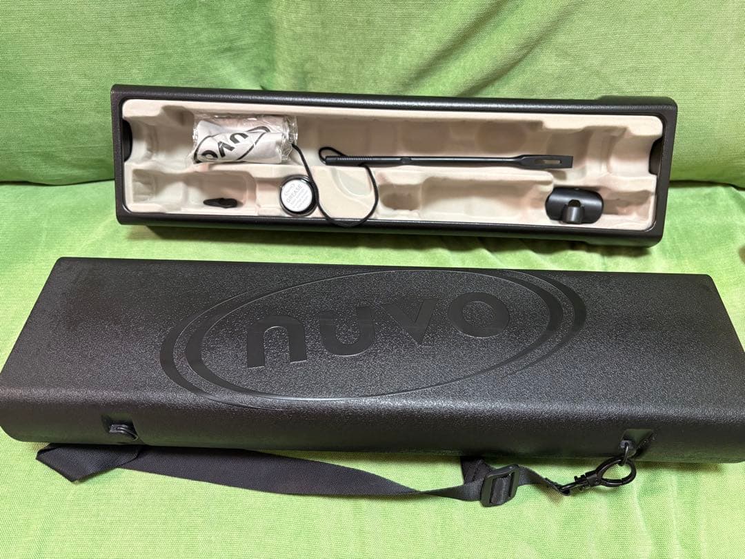 NUVO ヌーボ スチューデントフルート プラスチック フルート ブラック