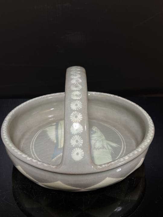 十三代 中里太郎右衛門 本人作 唐津青磁象嵌 鱚文 手付鉢 桐共箱