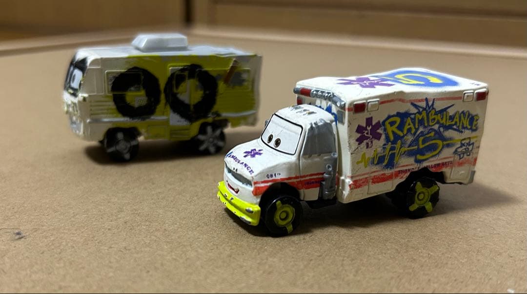 トミカ　カーズ　セット