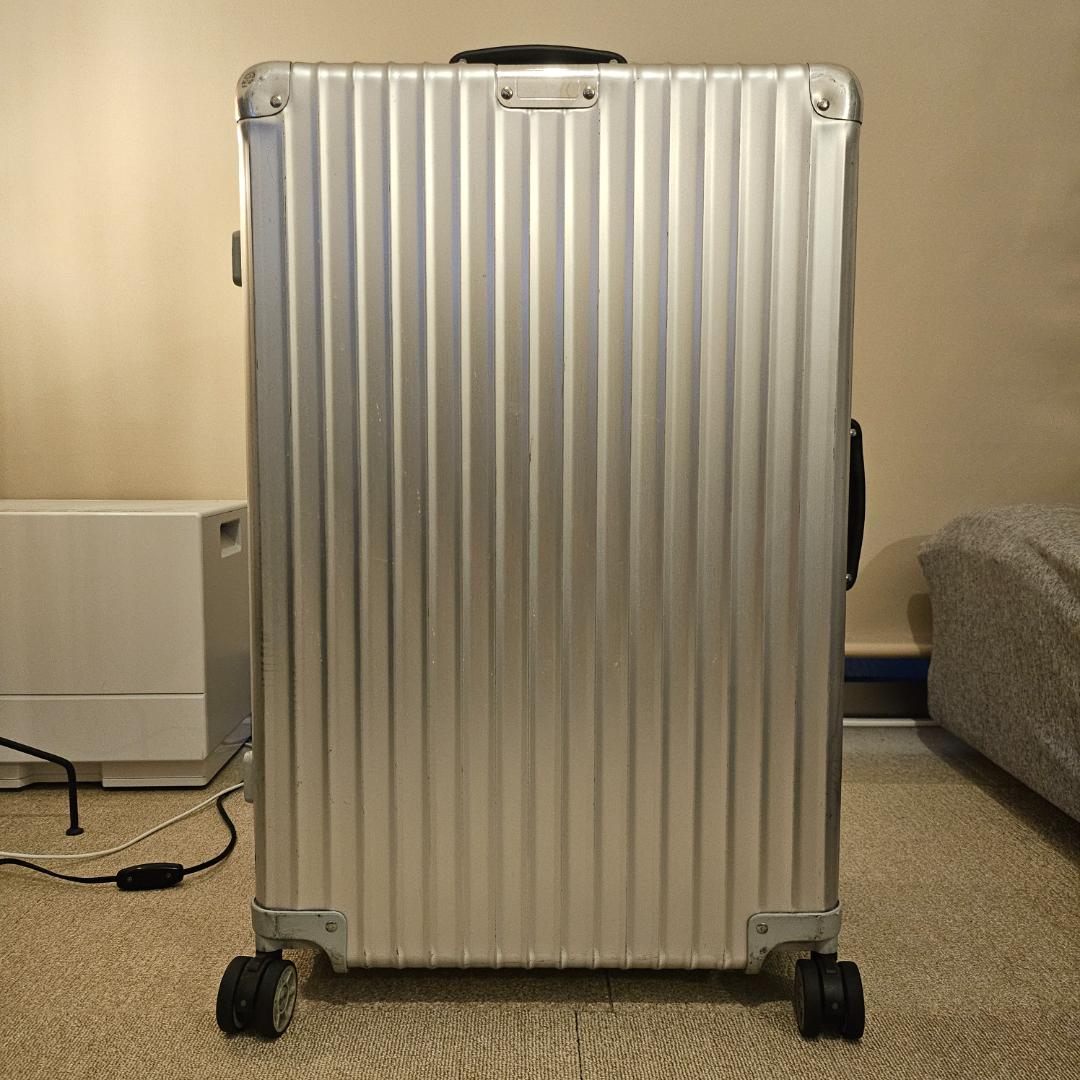 週末値下げ【中古美品】リモワ クラシックフライト 63L 4輪 Amazon | [リモワ] CLASSIC FLIGHT クラシックフライト 4輪 マルチ