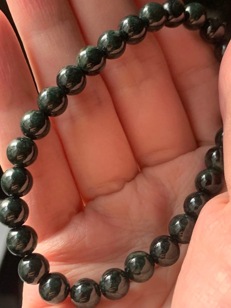 極上の糸魚川黒翡翠ブレスレット 上質黒ひすい ヒスイ 翡翠 ヒーリング