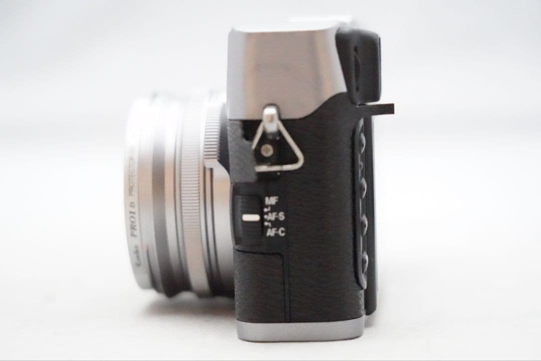 ☆希少な初代機☆ フジフィルム X100 フジノン 23㎜ F=1:2 実用品