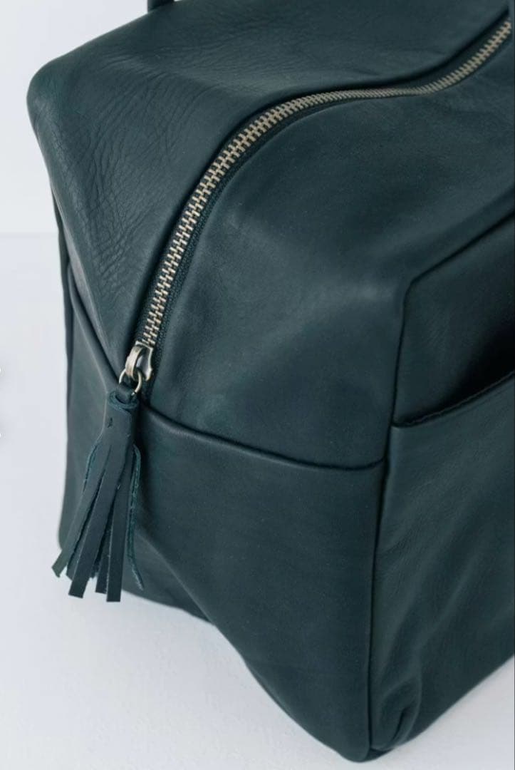 ダンサーカレバッグ　レザーショルダーバッグ　Lサイズ ブラック