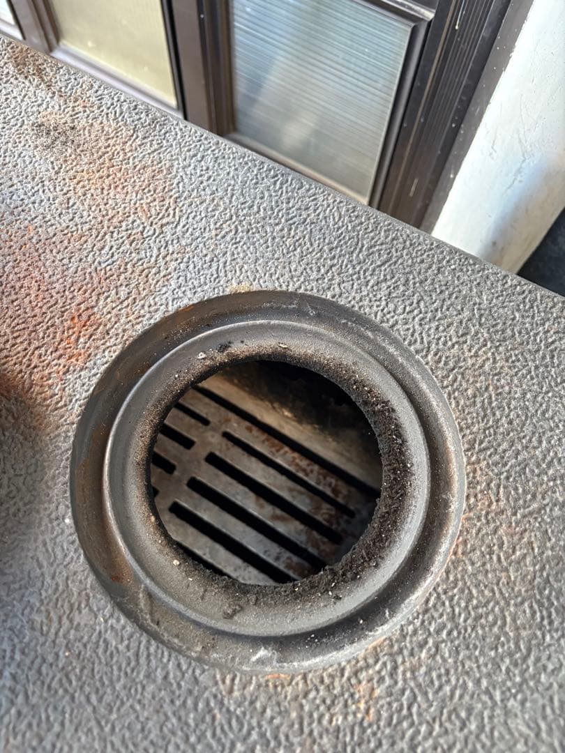 鋳鉄薪ストーブ ガラス窓付き