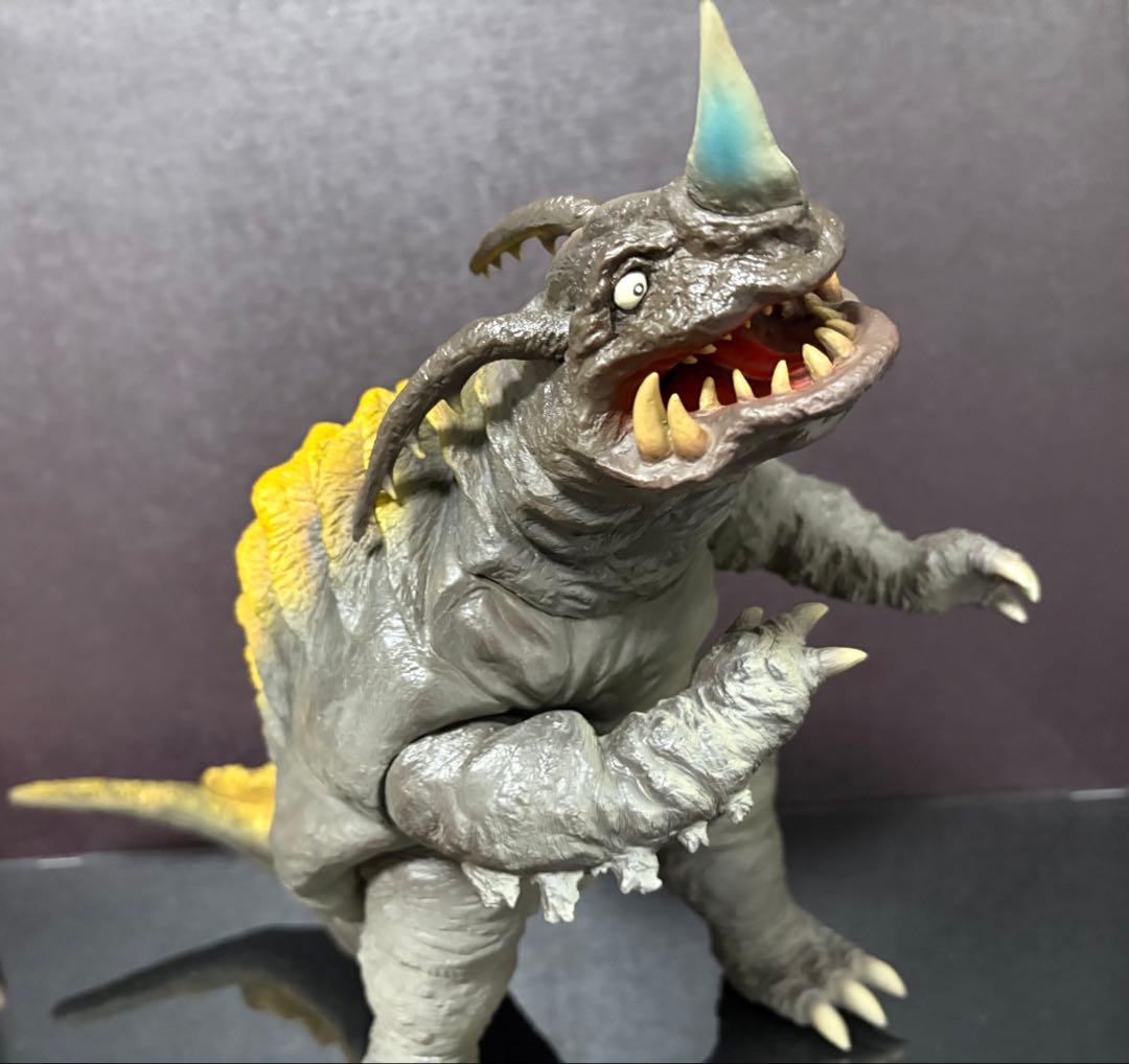 CCP ウルトラマン Aタイプ ネロンガ 重塗装版 最終値引き