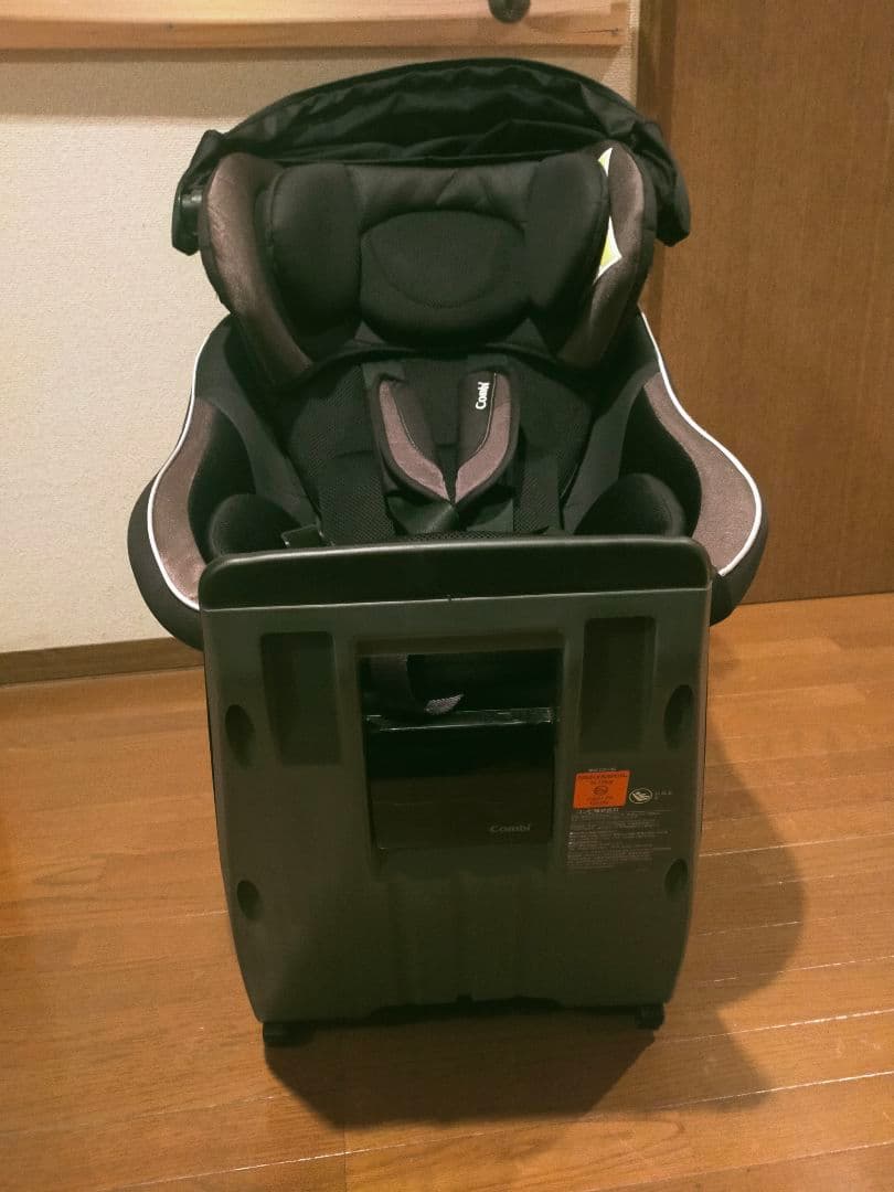 combi クルムーブスマート　CG-UIG 美品　ISOFIX チャイルド 黒