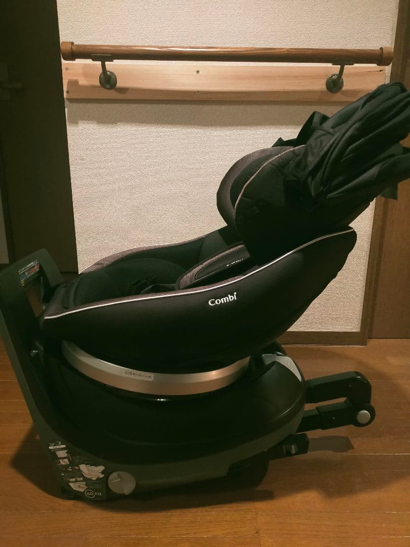 combi クルムーブスマート　CG-UIG 美品　ISOFIX チャイルド 黒