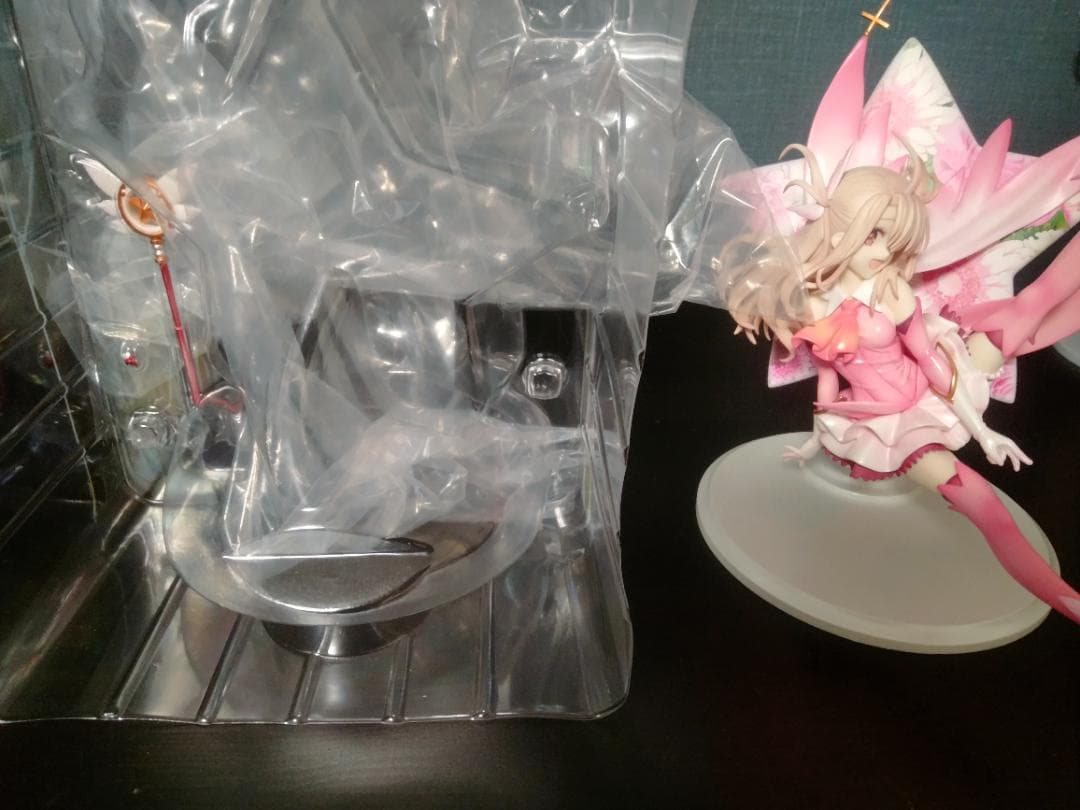 PRISMA WING イリヤスフィール・フォン・アインツベルン フィギュア