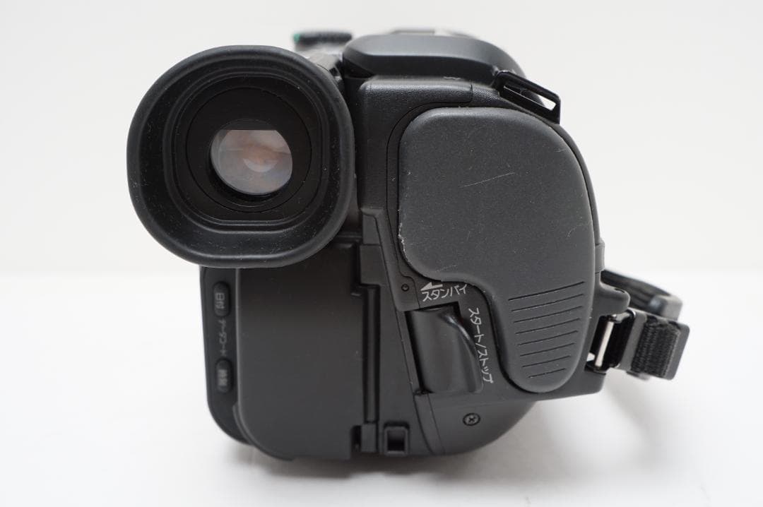 ＜動作＞ SONY CCD-TR11 Hi-8　ビデオカメラ