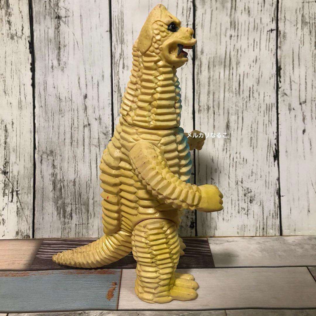 ブルマァク レッドキング ソフビ