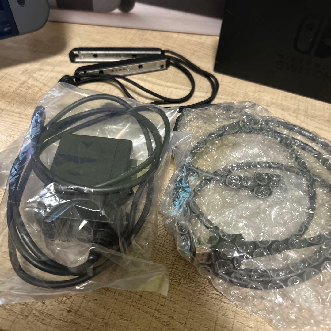 Nintendo Switch 本体グレー付属品完備 SDカード64GB付き