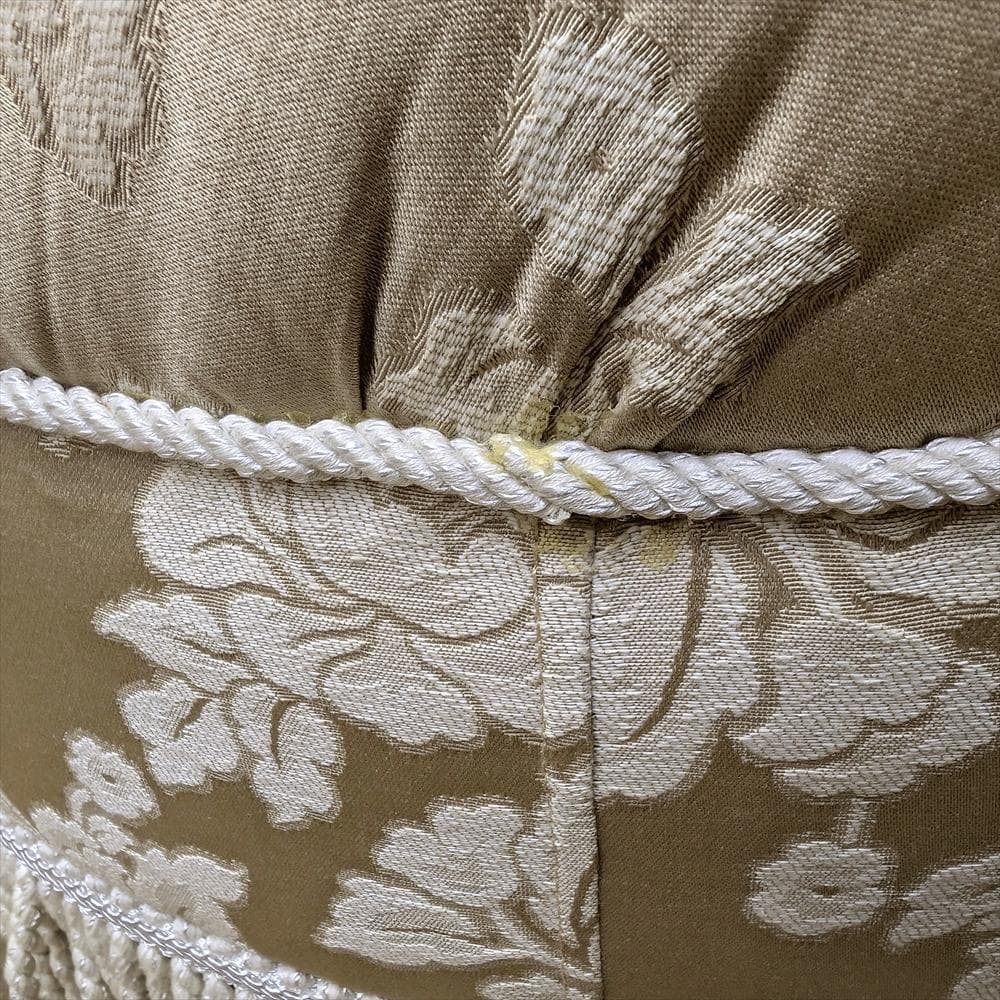 ジェニファーテイラー　ヘアルーム　丸型　丸スツール　腰掛け　スツール　一人掛け