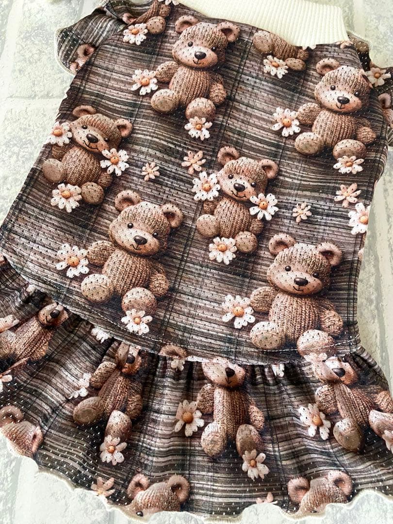 犬服 ワンピース(S) ꒡̈⃝Lily꒡̈⃝ハンドメイド 犬服 ワンピース(L