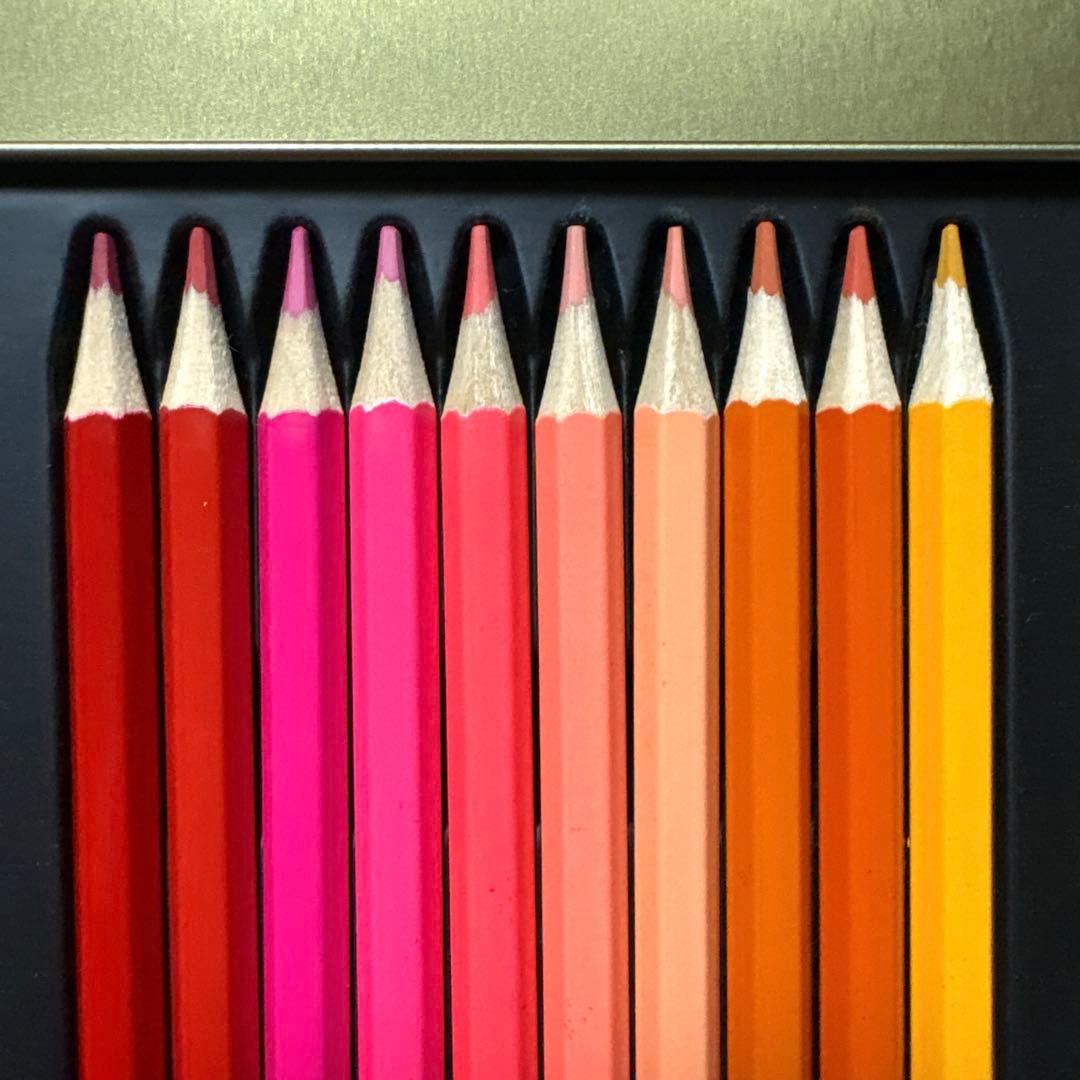 トイ・ストーリー 50色 色鉛筆｜ケース付き｜ほぼ未使用 - メルカリ