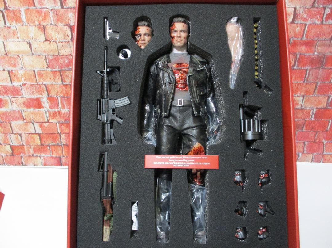 ホットトイズ ターミネーター2 T-800（バトルダメージ 2.0）