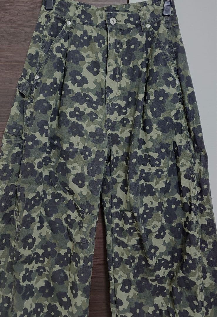 〇MAISON SPECIAL〇フラワーカモフラージュカーブパンツ